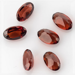 Гранат Овал 5.0*3.0