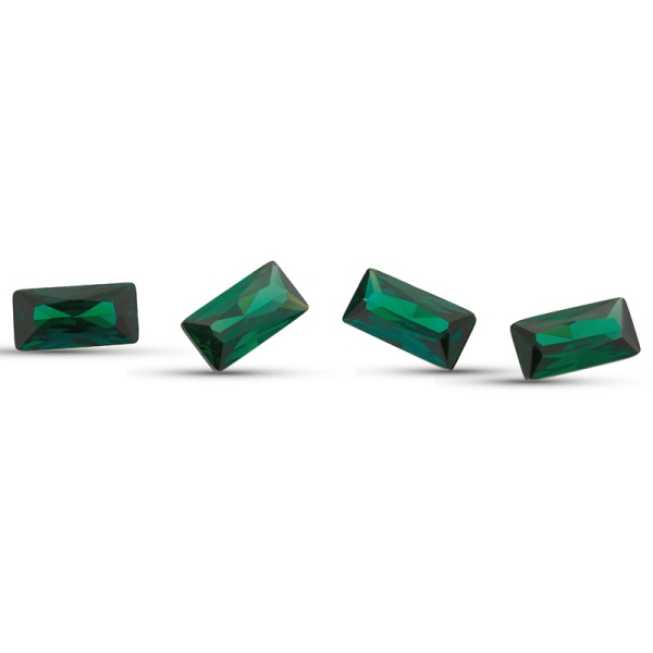 Фианит Багет 8.0*4.0 Зеленый